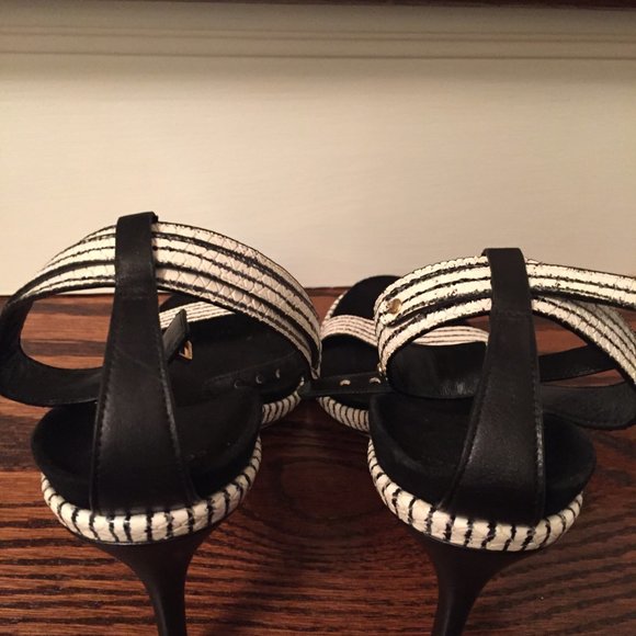 BRAND NEW COLE HAAN SANDALS - Picture 4 of 4